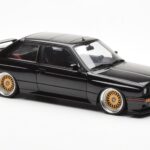 BMW M3 E30 Sport Evolution Czarny Custom Wheels AUTOart 1:18 - image 6 of 8