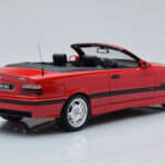 BMW M3 E36 Kabriolet Czerwony Otto 1:18 - image 2 of 6