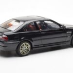 BMW M3 E46 Czarny AUTOart 1:18 - image 3 of 8
