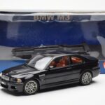 BMW M3 E46 Czarny AUTOart 1:18 - image 8 of 8