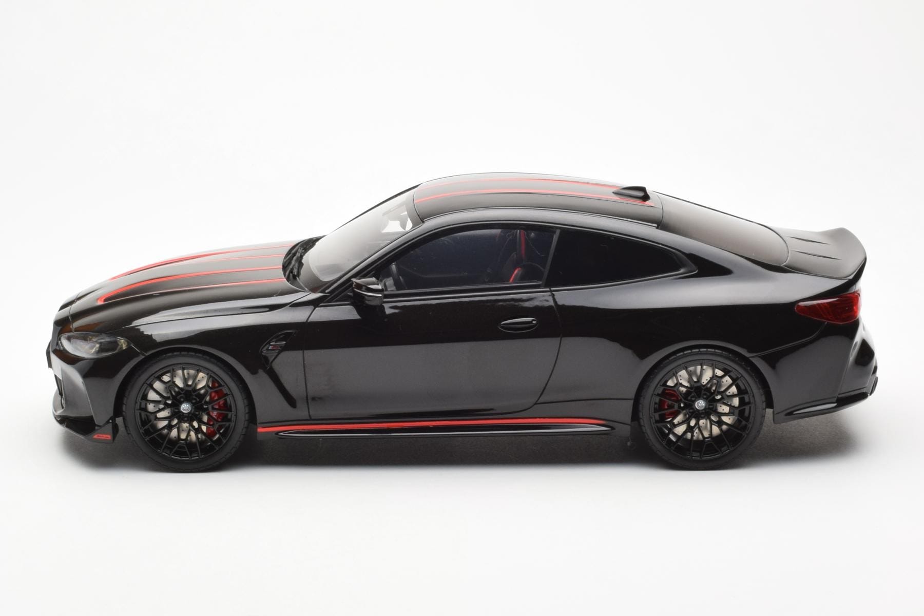 BMW M4 G82 CSL Sapphire Czarny GT Spirit 1:18 GT904 Żywica — zdjęcie 3 z 6