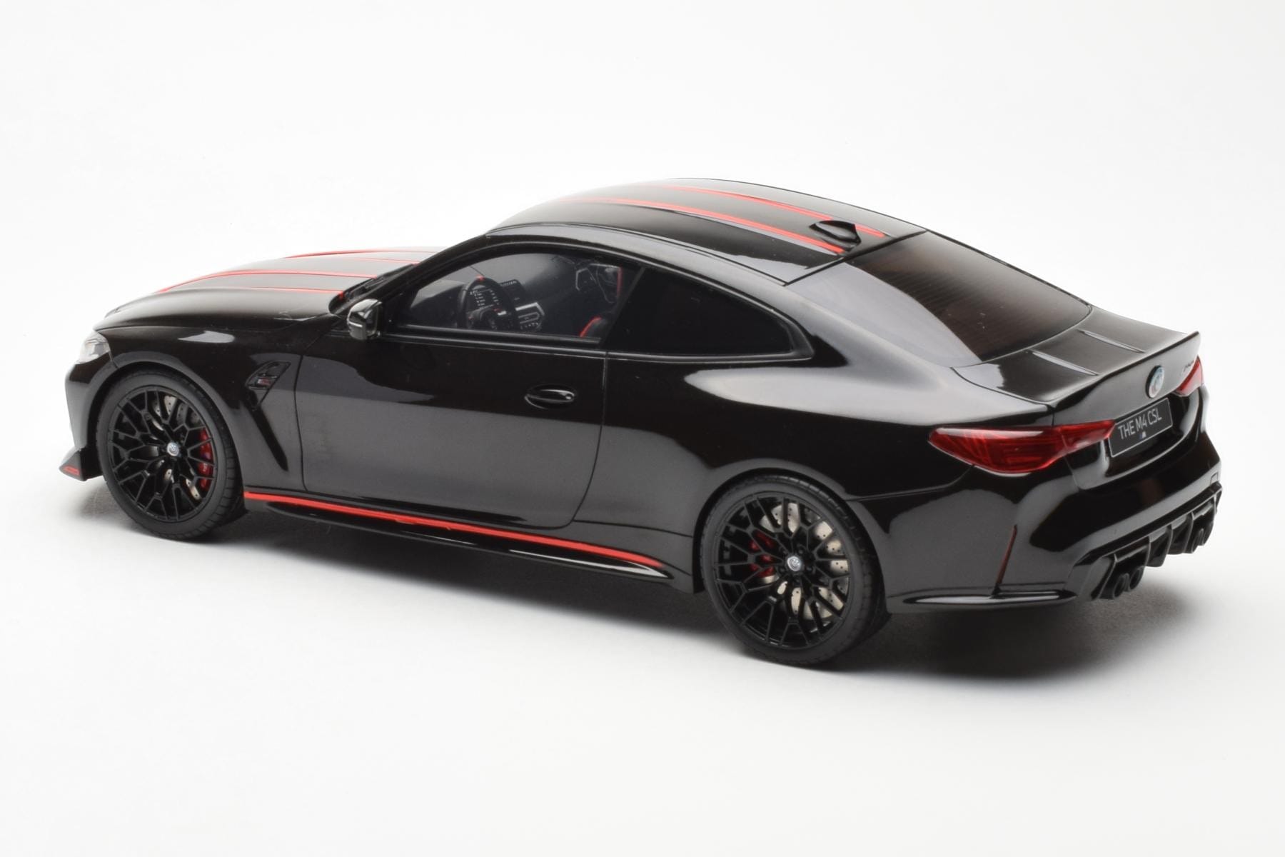 BMW M4 G82 CSL Sapphire Czarny GT Spirit 1:18 GT904 Żywica — zdjęcie 5 z 6