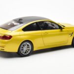 BMW M4 F82 Austin Żółty Metallic Paragon 1:18 - image 3 of 8