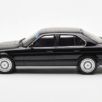 BMW M5 E34 Czarny Otto 1:18 - image 3 of 6