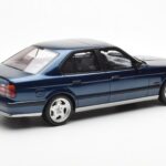BMW M5 E34 Niebieski Metallic Otto 1:18 - image 2 of 6