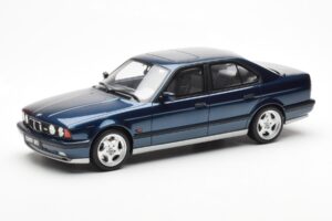 BMW M5 E34 Niebieski Metallic Otto 1:18 OT576