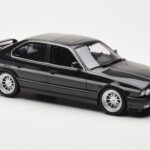 BMW M5 E34 Hartge H5 V12 Diamond Czarny Metallic Otto 1:18 - image 4 of 6