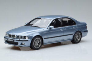 BMW M5 E39 Silverwater Niebieski Otto 1:18