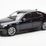 BMW M5 E60 Carbon Czarny Kyosho 1:18