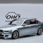 BMW M5 E60 Srebrny Otto 1:18 - image 6 of 6