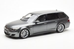 BMW M5 E61 Touring Szary Otto 1:18 OT189