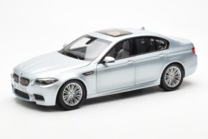 BMW M5 F10 Silverstone Srebrny Paragon 1:18 80432186353