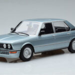 BMW M535i E12 Niebieski Norev 1:18