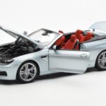BMW M6 F12 Kabriolet Silverstone Srebrny II Paragon 1:18 - image 2 of 8