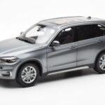 BMW X5 F15 Space Szary Paragon 1:18