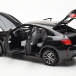 BMW X6 M F86 Sapphire Czarny Metallic Norev 1:18 - image 5 of 8