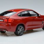 BMW X6M F86 Czerwony Norev 1:18 183242 Metal - image 3 of 7