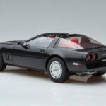 Chevrolet Corvette C4 Czarny AUTOart 1:18 71242 Metal - image 7 of 8