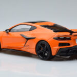 Chevrolet Corvette C8 Z06 Pomarańczowy GT Spirit 1:18 - image 5 of 6