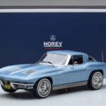 Chevrolet Corvette C2 Sting Ray Niebieski Norev 1:18 - image 6 of 6
