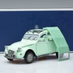 Citroen 2CV 6 Club Zielony Norev 1:18 181486 Metal - image 7 of 7