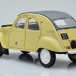 Citroen 2CV Sahara Żółty Otto 1:18 - image 5 of 6