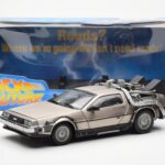 DeLorean DMC-12 Time Machine Back to the Future Srebrny Sun Star 1:18 - image 2 of 8