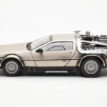DeLorean DMC-12 Time Machine Back to the Future Srebrny Sun Star 1:18 - image 3 of 8