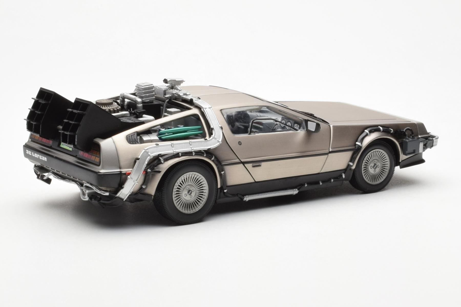 DeLorean DMC-12 Time Machine Back to the Future Srebrny Sun Star 1:18 2711 Metal — zdjęcie 5 z 8