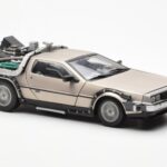 DeLorean DMC-12 Time Machine Back to the Future Srebrny Sun Star 1:18 - image 6 of 8