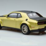 Dodge Challenger R/T Scat Pack Widebody 50. Rocznica GT Spirit 1:18 GT411 Żywica - image 5 of 6