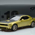 Dodge Challenger R/T Scat Pack Widebody 50. Rocznica GT Spirit 1:18 GT411 Żywica - image 6 of 6