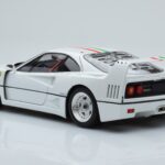 Ferrari F40 Perłowy Biały Italy Kyosho 1:18 - image 7 of 8