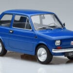 Fiat 126P Niebieski MCG 1:18 MCG18324 Metal - image 4 of 6
