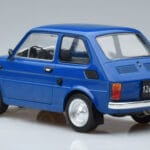Fiat 126P Niebieski MCG 1:18 MCG18324 Metal - image 5 of 6