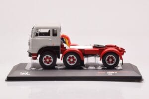 Fiat 690 T1 Biały IXO 1:43 TR176