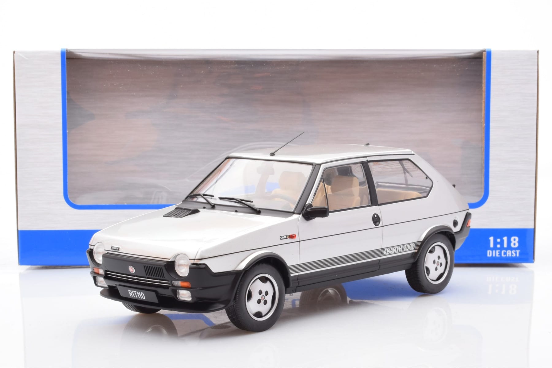 Fiat Ritmo TC 125 Abarth Srebrny MCG 1:18 MCG18417 Metal — zdjęcie 6 z 6