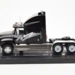 Ford Aeromax Czarny IXO 1:43 TR179