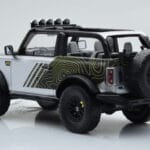 Ford Bronco RTR Iconic Srebrny GT Spirit 1:18 - image 5 of 6