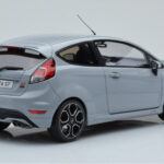 Ford Fiesta ST2000 Szary Otto 1:18 - image 2 of 6