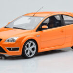 Ford Focus Mk2 ST 2.5 Electric Pomarańczowy Otto 1:18