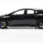 Ford Focus RS Mk3 Czarny Otto 1:18 - image 3 of 8
