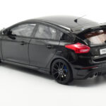 Ford Focus RS Mk3 Czarny Otto 1:18 - image 5 of 8