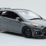 Ford Focus RS Mk3 Stealth Szary Otto 1:18 - image 4 of 6