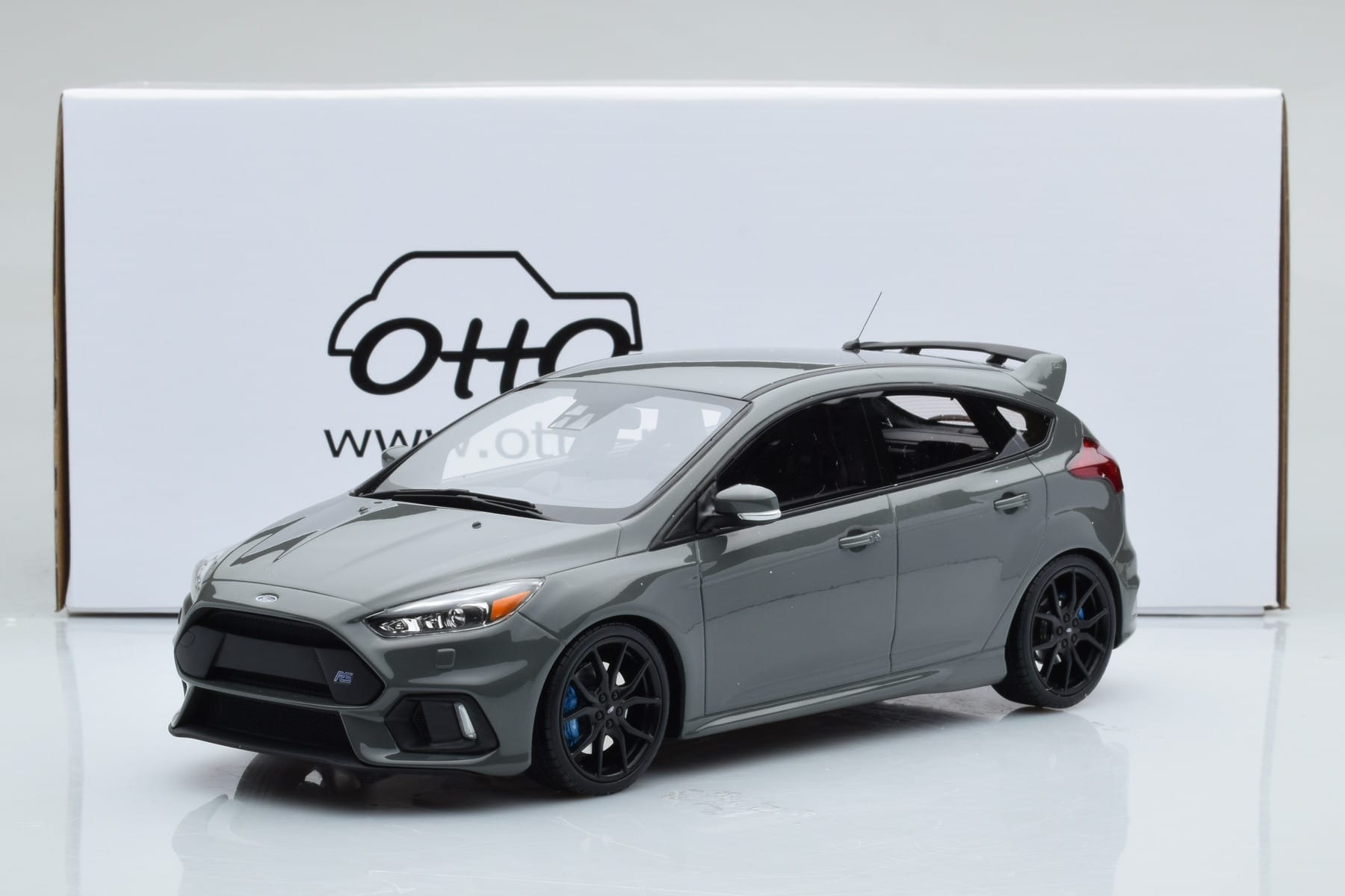 Ford Focus RS Mk3 Stealth Szary Otto 1:18 OT779 Żywica — zdjęcie 6 z 6