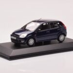Ford Fusion Niebieski Minichamps 1:43 - image 2 of 4