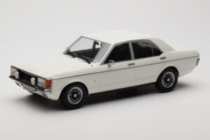 Ford Granada Mk1 Biały MCG 1:18 MCG18395