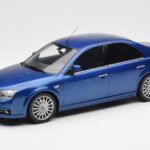 Ford Mondeo ST220 Performance Niebieski Otto 1:18 OT448