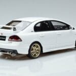 Honda Civic FD2 Type R Mugen Biały Otto 1:18 OT941 Żywica - image 2 of 6