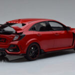 Honda Civic Type R GT FK8 Euro Spec Czerwony Otto 1:18 - image 2 of 6